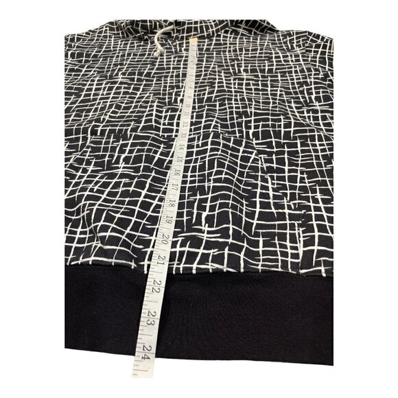 Nordstrom BY CRISTINA MARTINEZ BLACK AND WHITE GEOMETRIC HOODIE WITH POCKETS - S - Picture 5 of 8